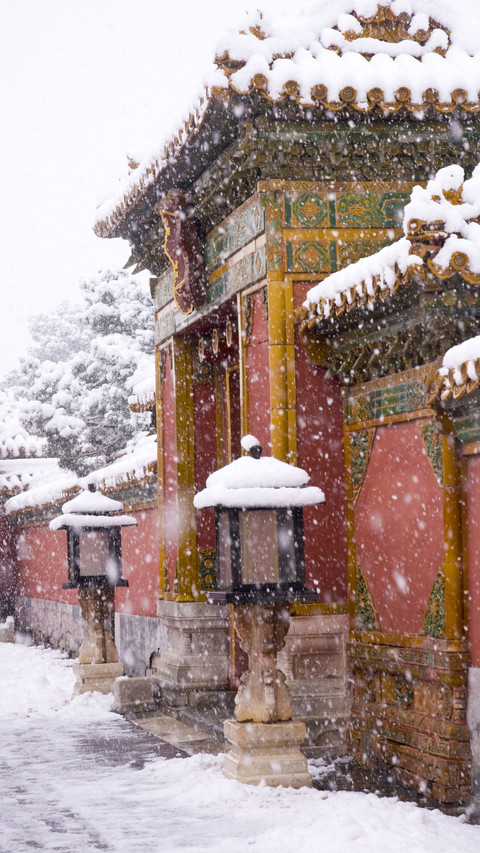 雪落故宫-视觉中国 screenshot