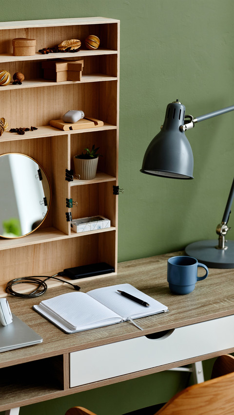 Customized desk design screenshot