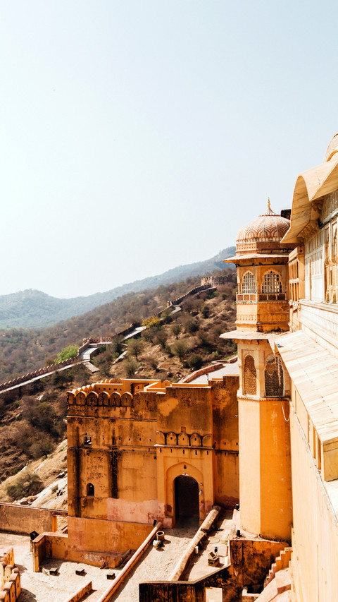 india-building screenshot