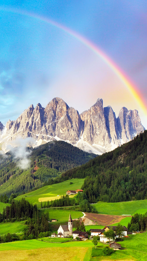 Beautiful Landscape of Italian Dolomites screenshot