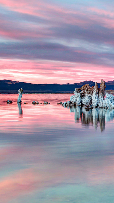 International-monolake screenshot