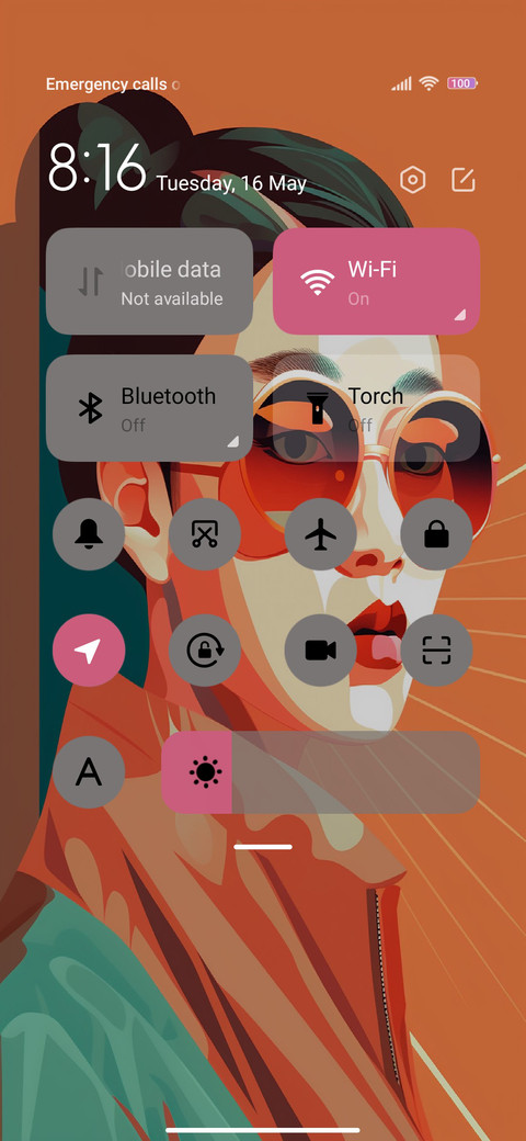 Glasses woman screenshot