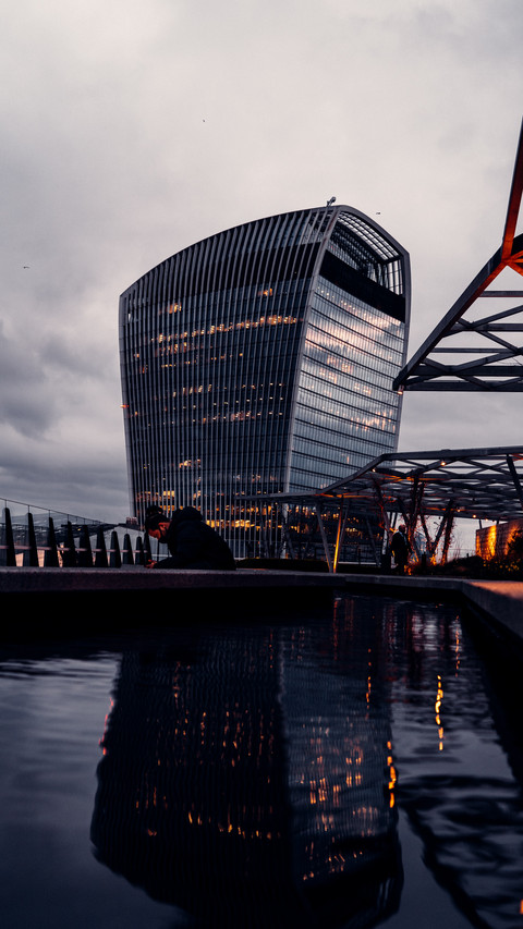 London B1 screenshot