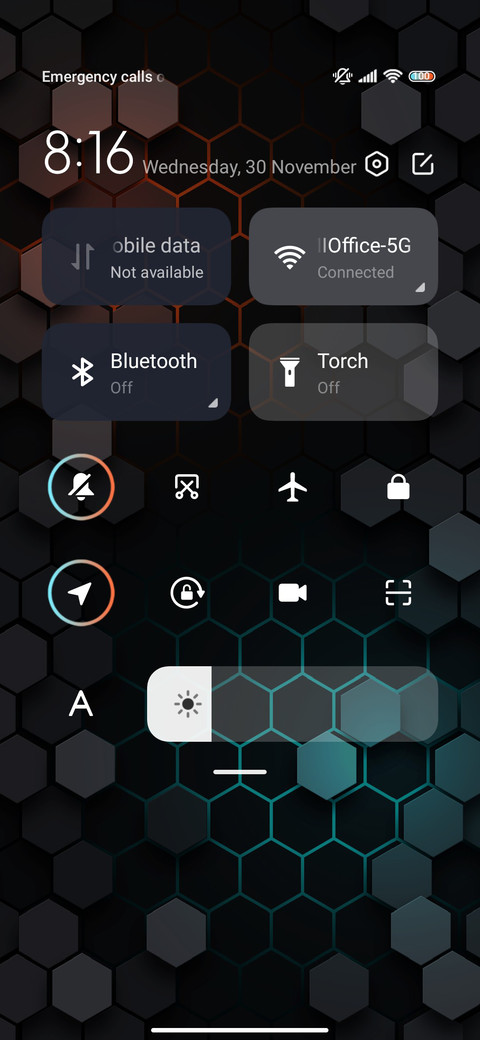 Honeycomb space screenshot