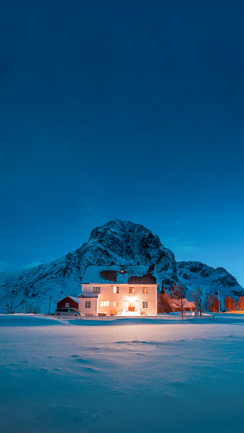 Church in Lofoten, Norway screenshot