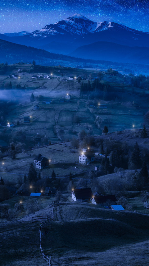 A Peaceful Village Under A Beautiful Starry Sky screenshot