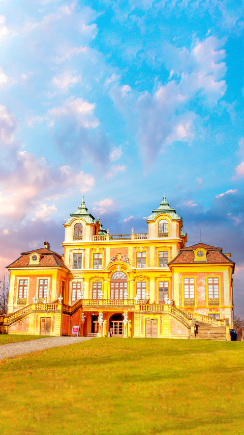 Castle Favorite in Ludwigsburg, Germany screenshot