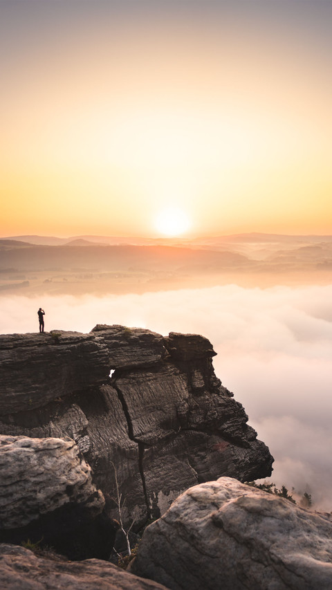 The top of Saxon cliffs screenshot