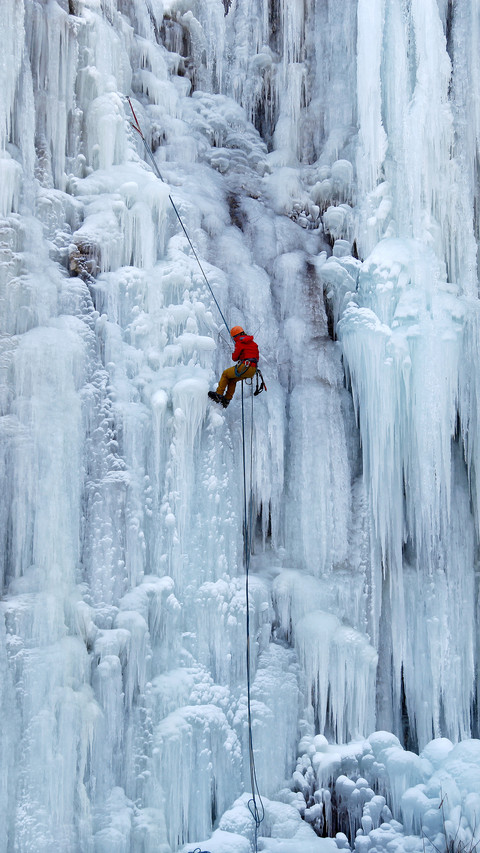 Extreme sports ice climbing 53 screenshot