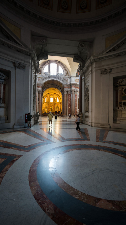 Magnificent church screenshot