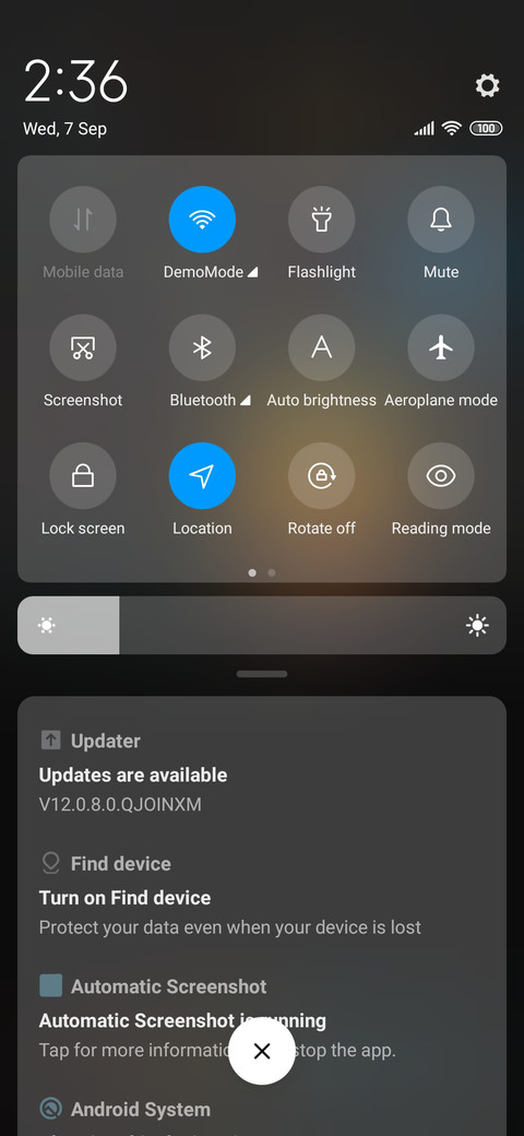 Elegant black screenshot
