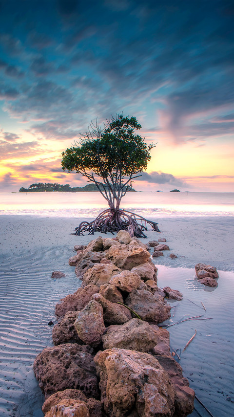 Sunset over batam island screenshot