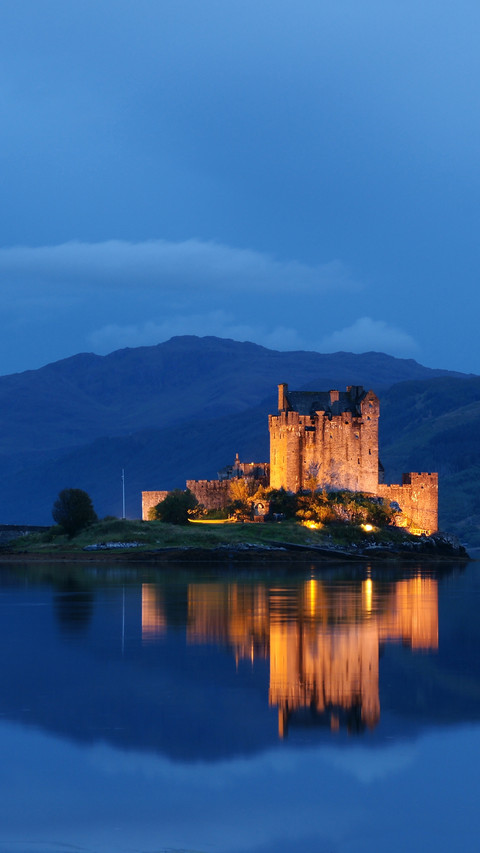 Eilean Donan Castle Highlands Scotland screenshot