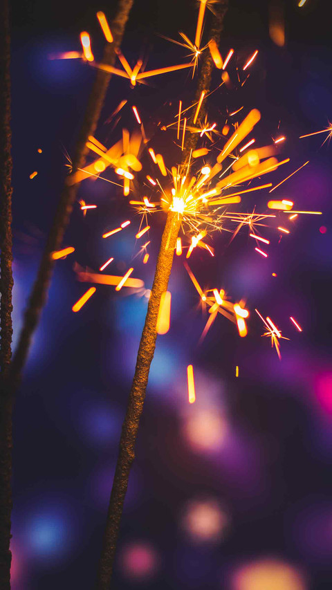 Fireworks towards the stars screenshot