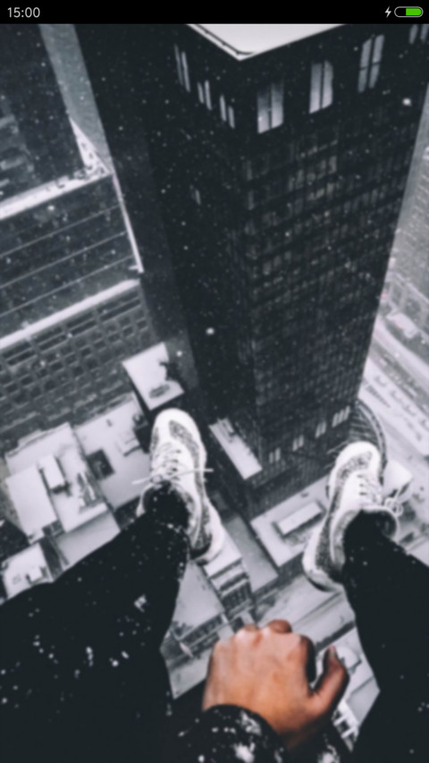 YOUNG screenshot