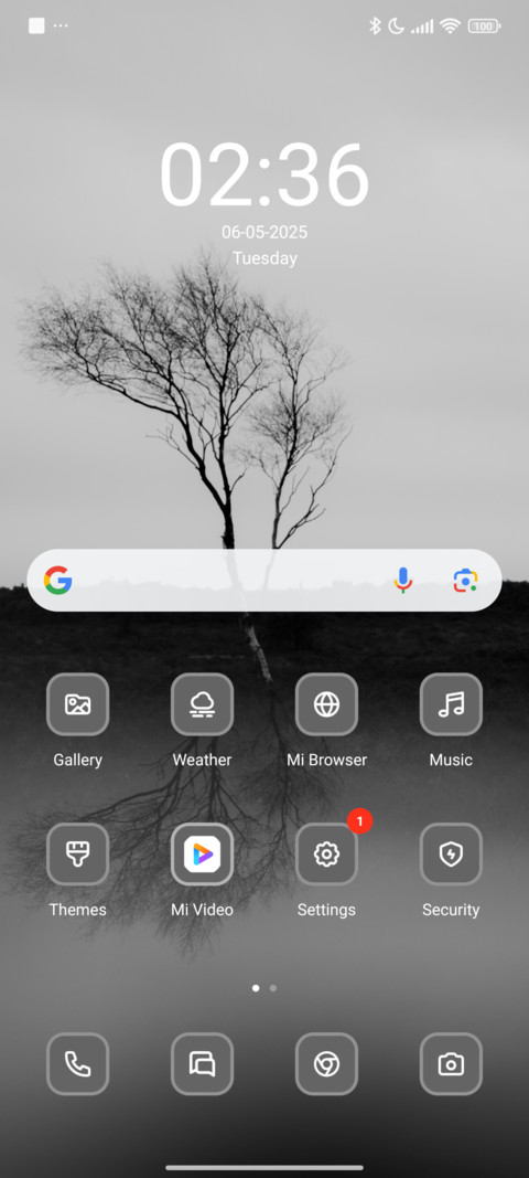 Grayscale Tree screenshot