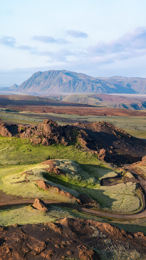 How many volcanoes are there in iceland screenshot