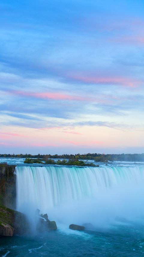 International-Waterfall screenshot