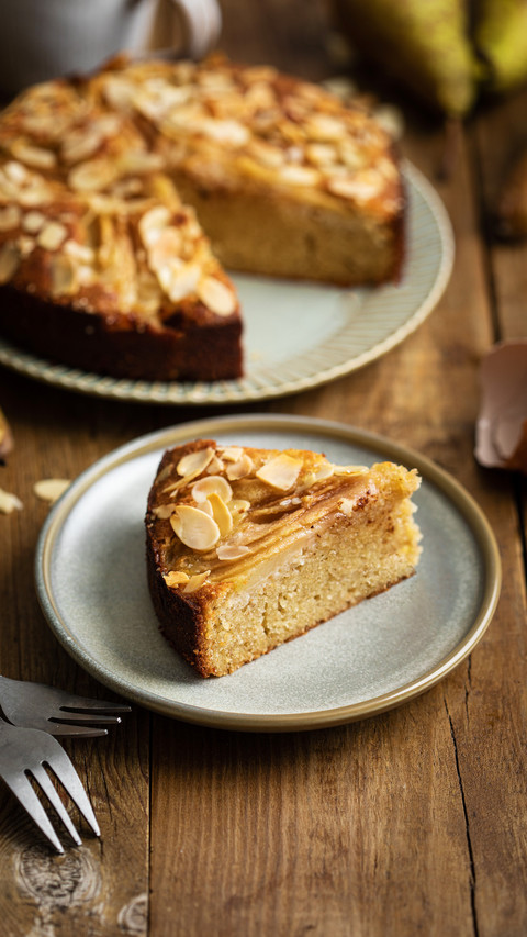 Detailed recipe for almond cake screenshot