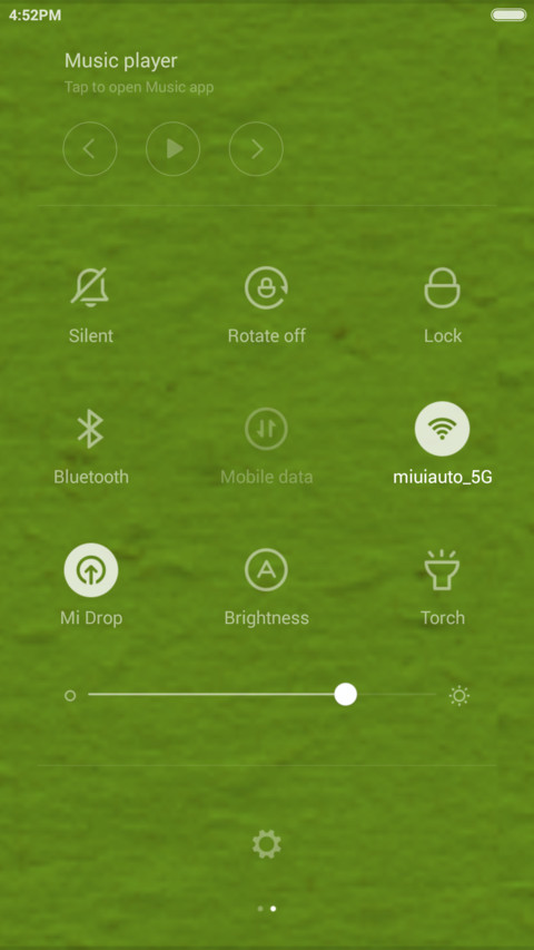  IN Green screenshot