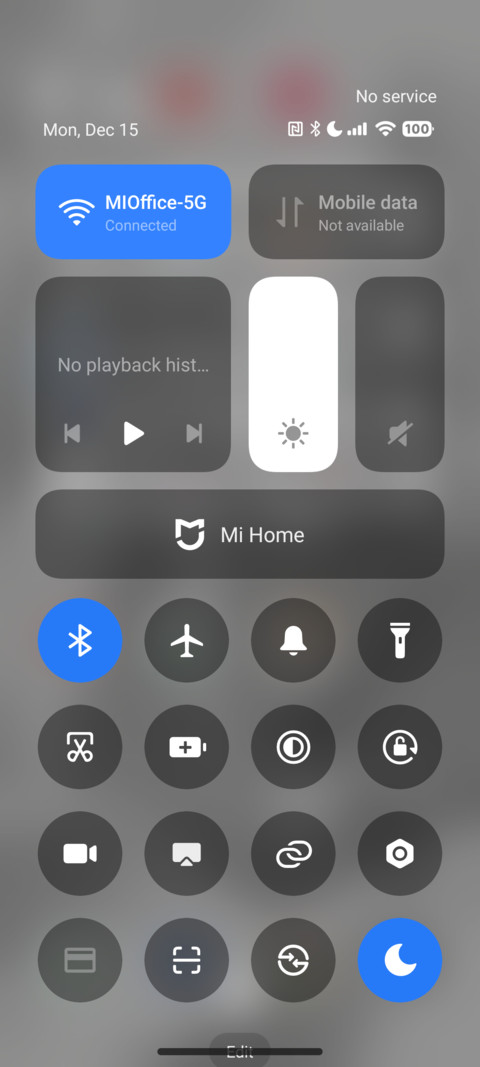 White Flowing V1 screenshot