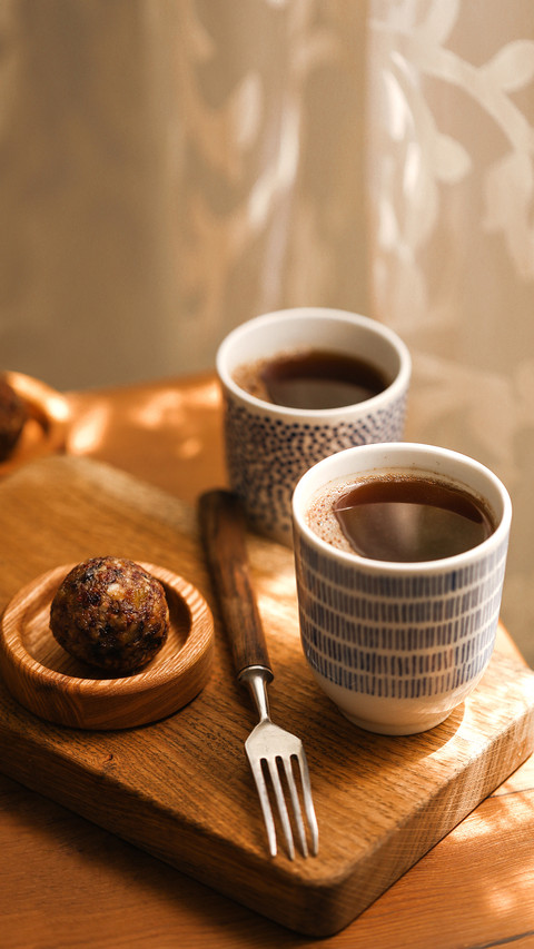 Strong coffee awakens the fragrance of life screenshot