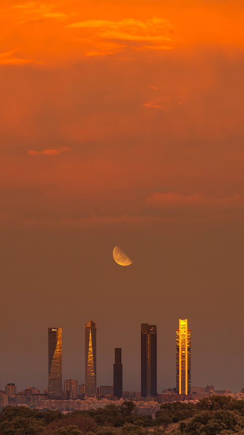 The wealth of the moons fall screenshot