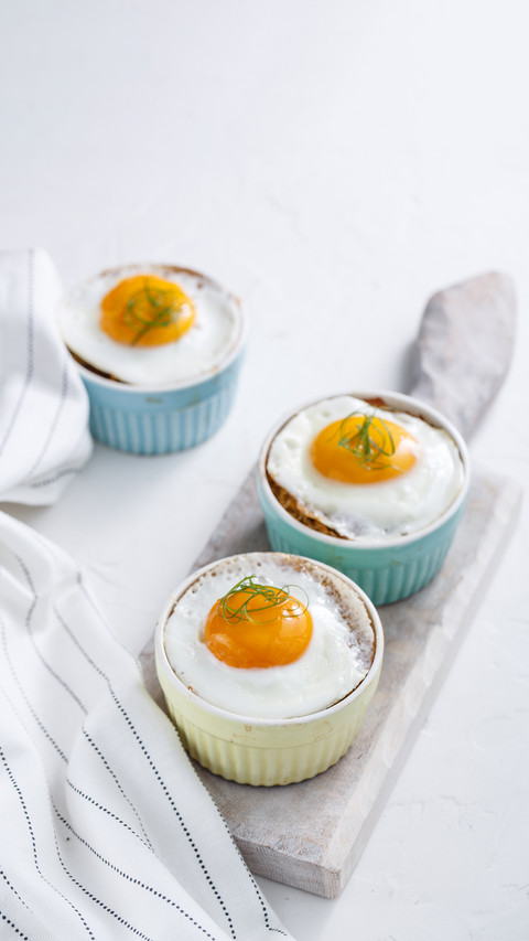 Shirred baked eggs for breakfast screenshot