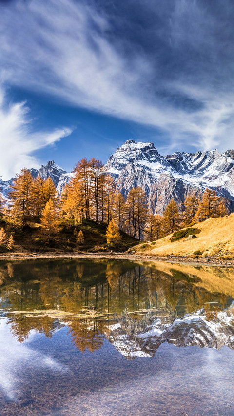 Autumn in the alps screenshot