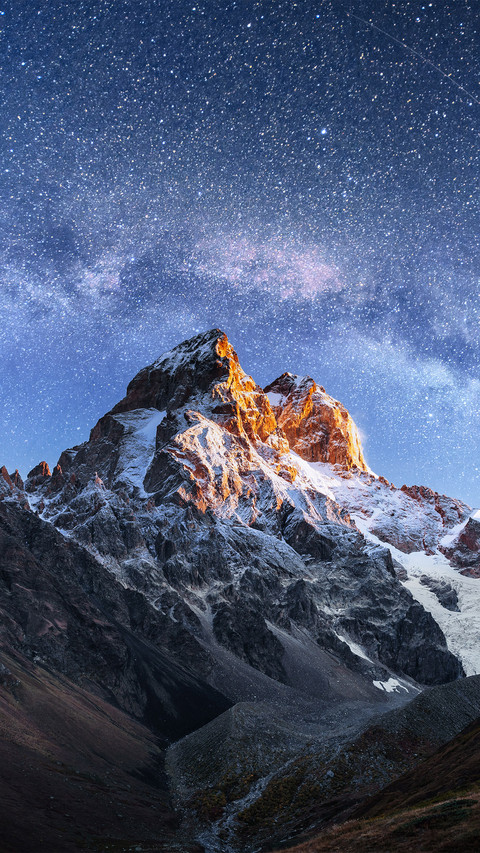 Beautiful Snow-capped Mountains Under The Stars screenshot