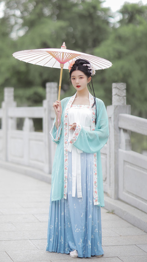 哪些星座盛产温婉美人 screenshot