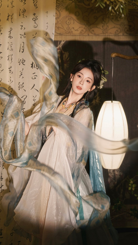 女明星的古装很曼妙 screenshot
