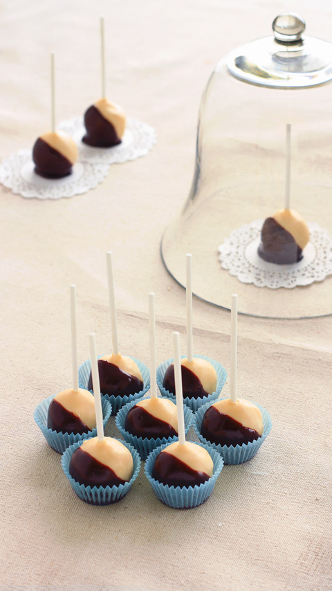 Boston cream pie cake pops screenshot