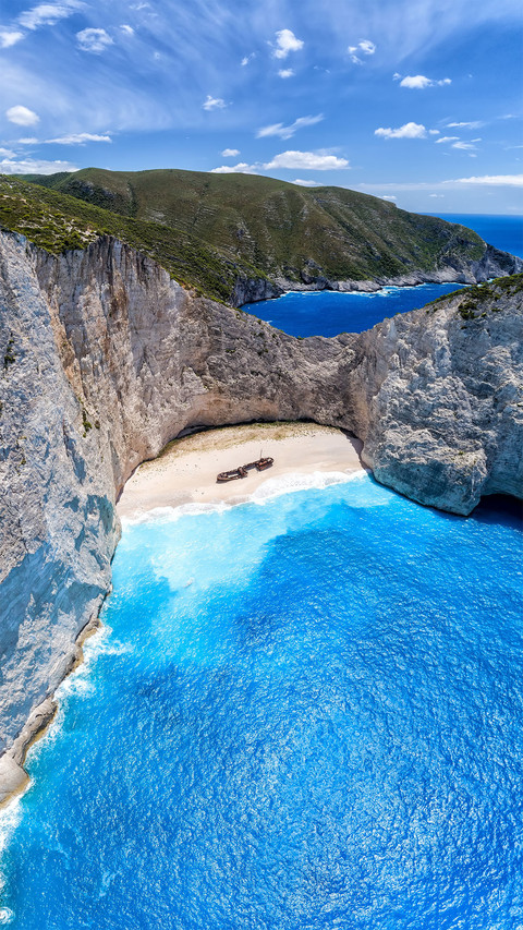 Cliffs And Beaches by The Sea screenshot