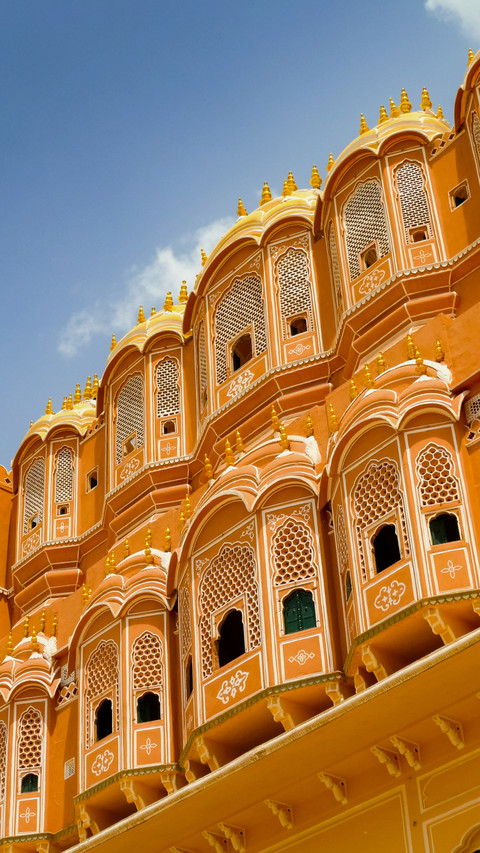 Traditional Indian Elegance, A Palace in the Sky screenshot