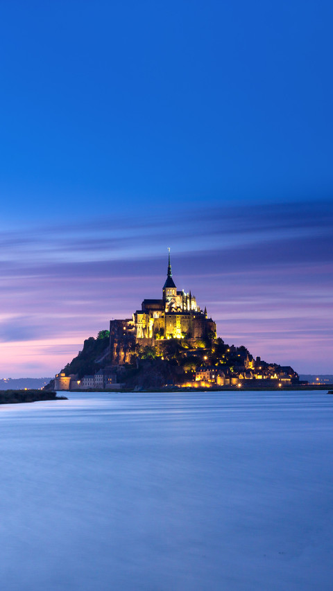 Mont saint michel in france screenshot