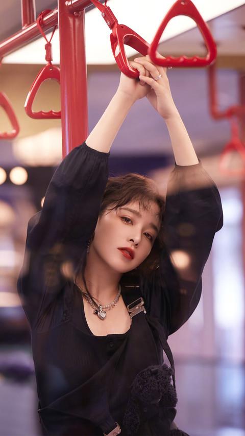 阚清子 干练飒爽 screenshot