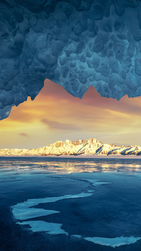 Snow Mountain Ice Cave screenshot