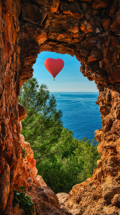 Unique hot air balloon romance screenshot