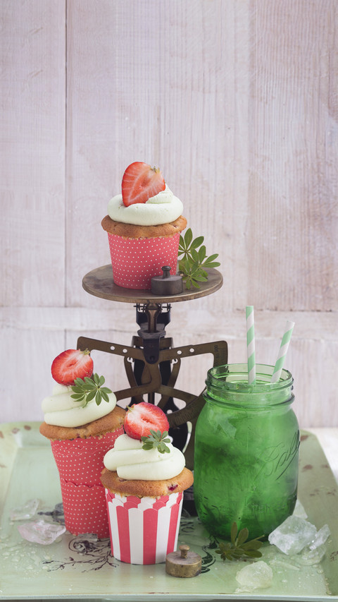 Practice of Strawberry Cupcake 3 screenshot