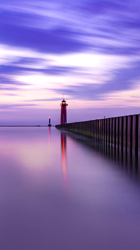 Lighthouse Sunrise Lake Michigan screenshot
