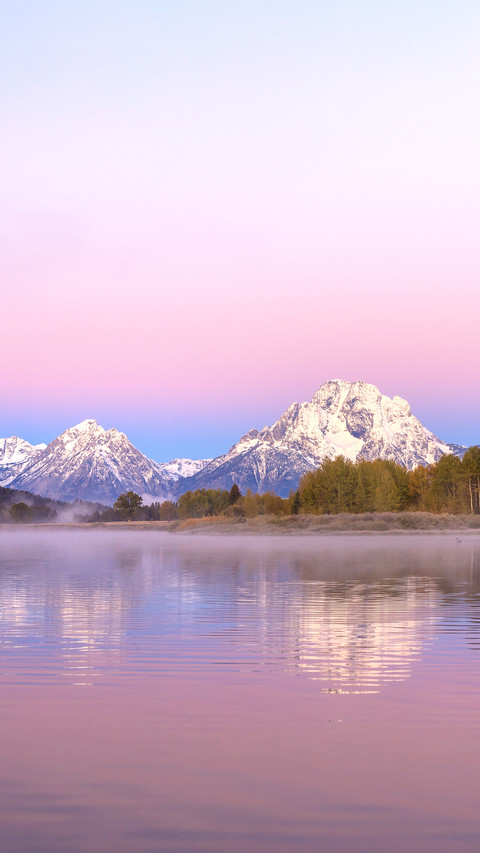 Scenic Sunrise Reflection of the Tetons in Autumn screenshot