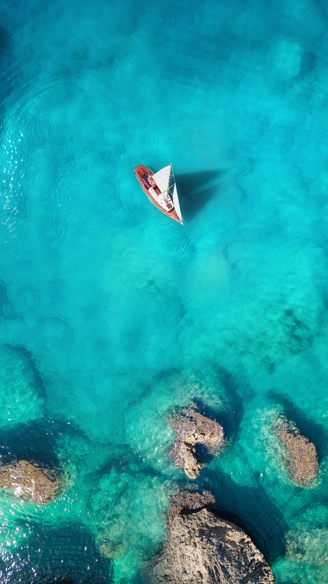 Blue coastline screenshot