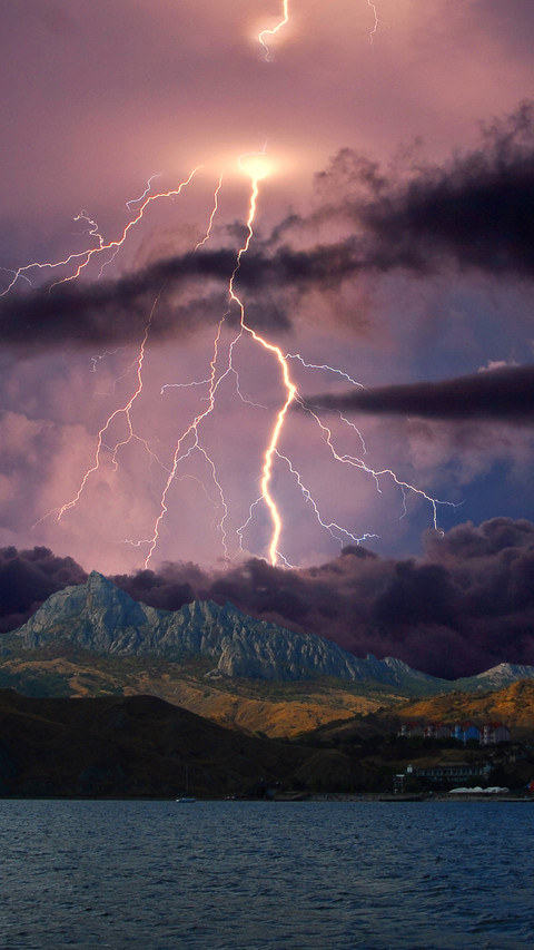What to do when lightning breaks into the sea fish 3 screenshot