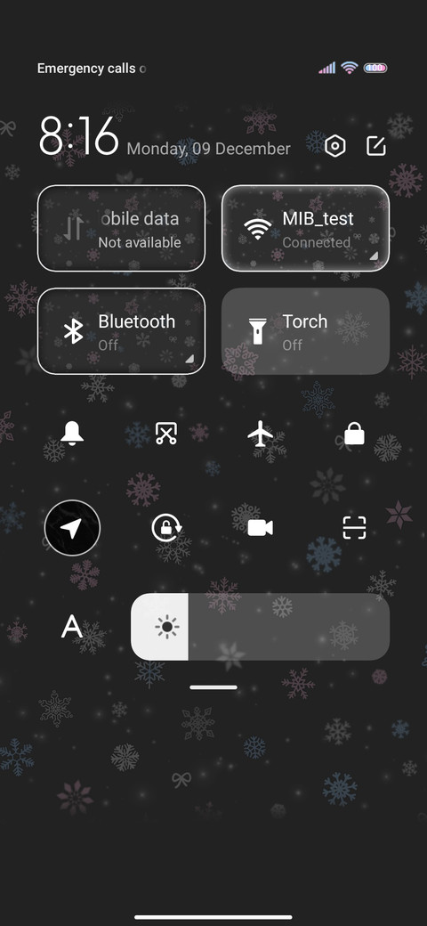 Pink Snowflake screenshot