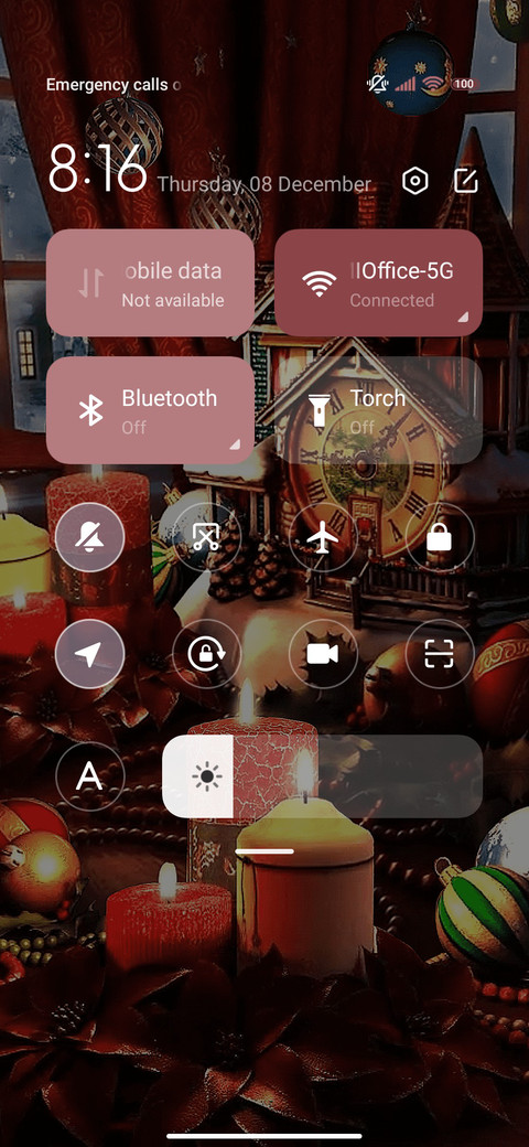 Christmas candle screenshot