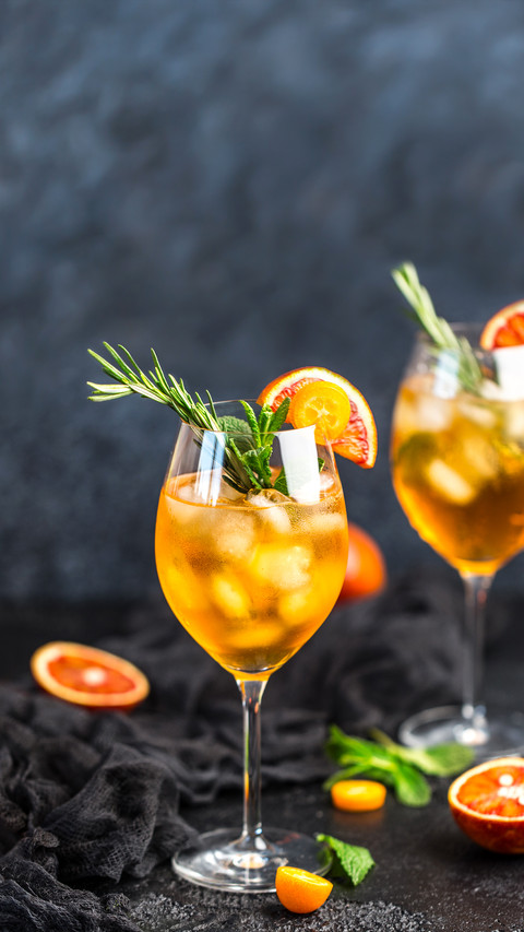 Cocktail with Orange Juice and Ice Cubes screenshot