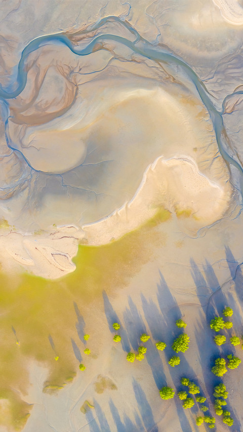 Coast Natural Shape Texture When Low Tide in Thailand screenshot