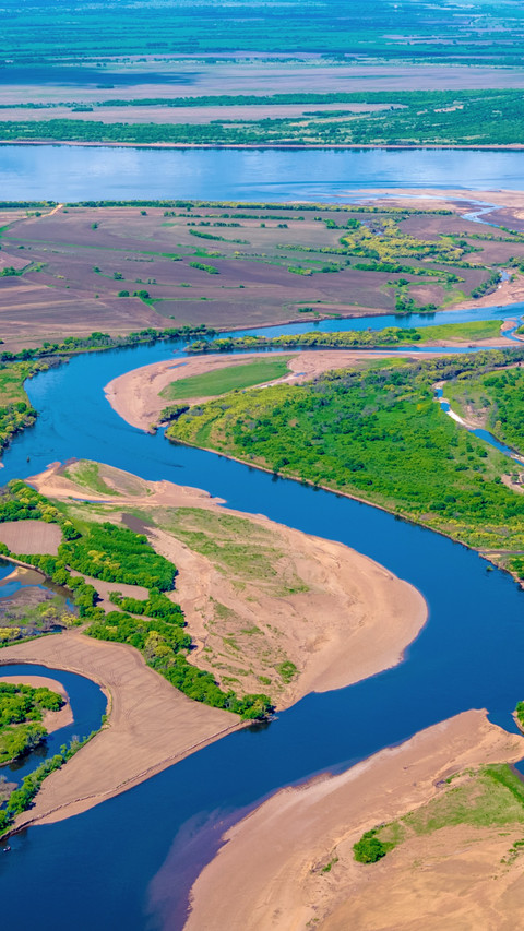 Aerial Photo of Autumn Scenery on the Xun River screenshot