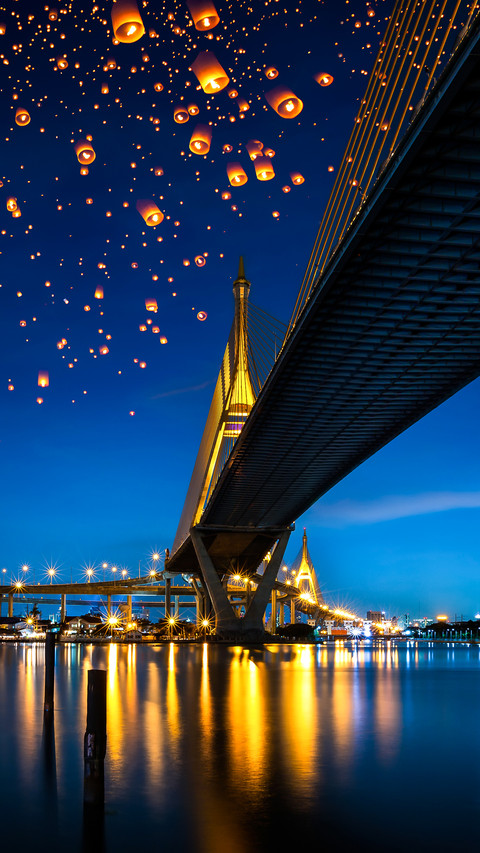 Thai sky lantern screenshot